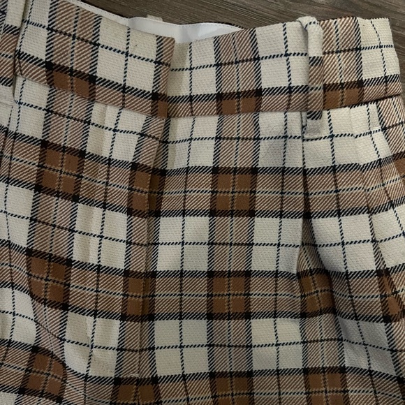 Aritzia Effortless pants - Picture 2 of 6